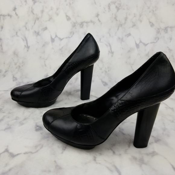 BCBG Girls Black 4 inch high heels size 9 - Picture 2 of 7